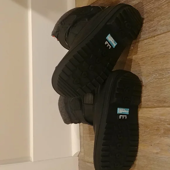 Capelli snow boots. Brand new never worn! - Picture 4 of 4